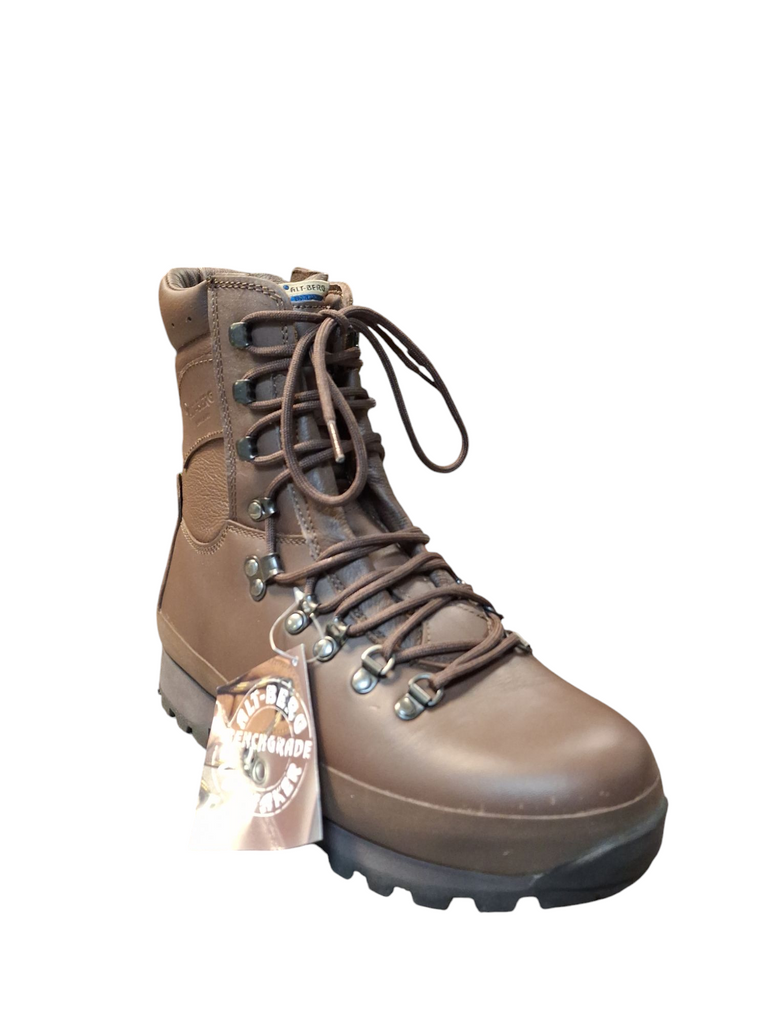 Altberg defender boots brown size 8M/8L